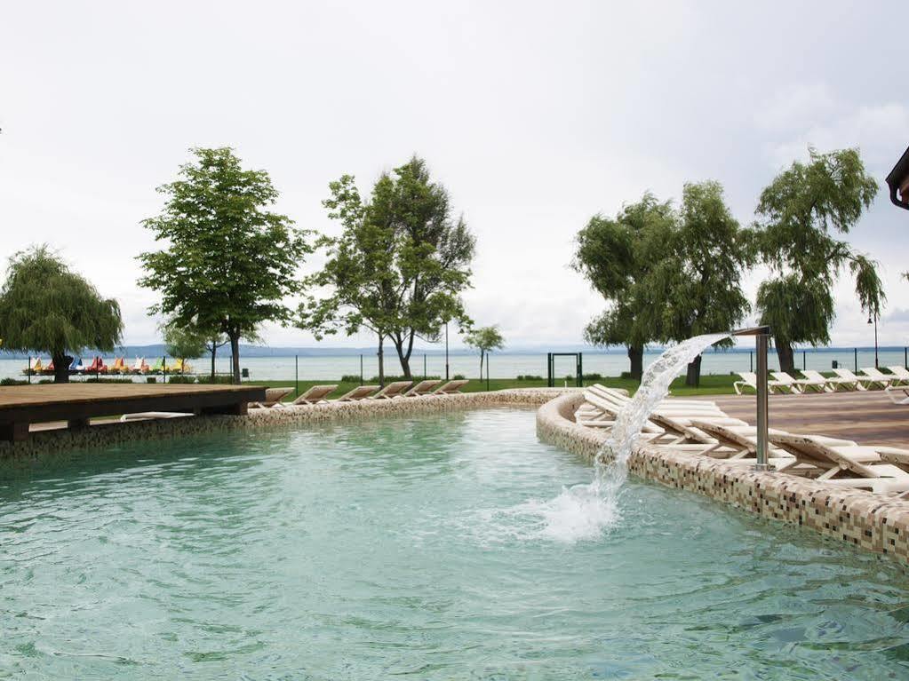 Premium Hotel Panorama Шіофок Екстер'єр фото