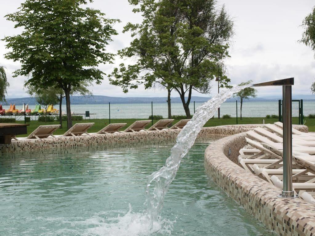Premium Hotel Panorama Шіофок Екстер'єр фото