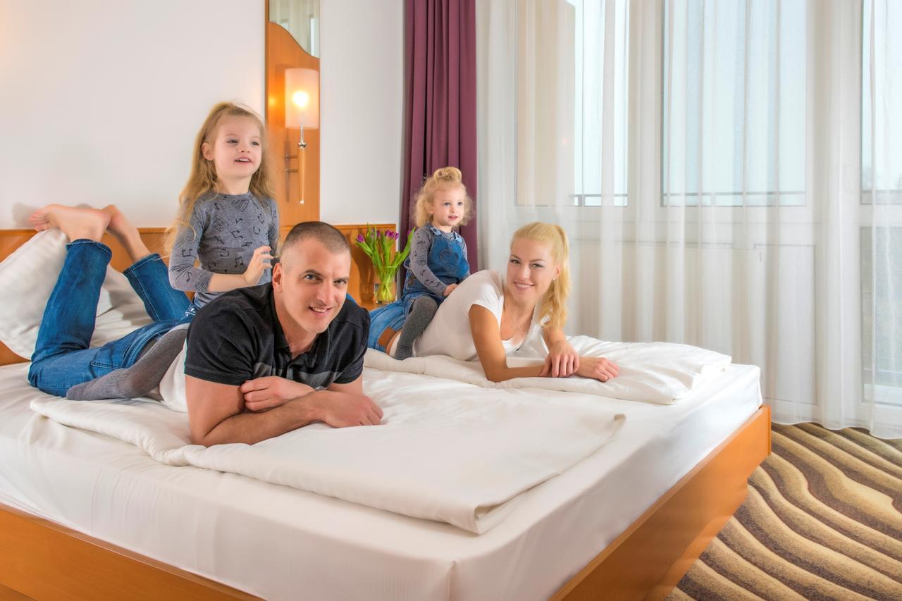 Premium Hotel Panorama Шіофок Екстер'єр фото